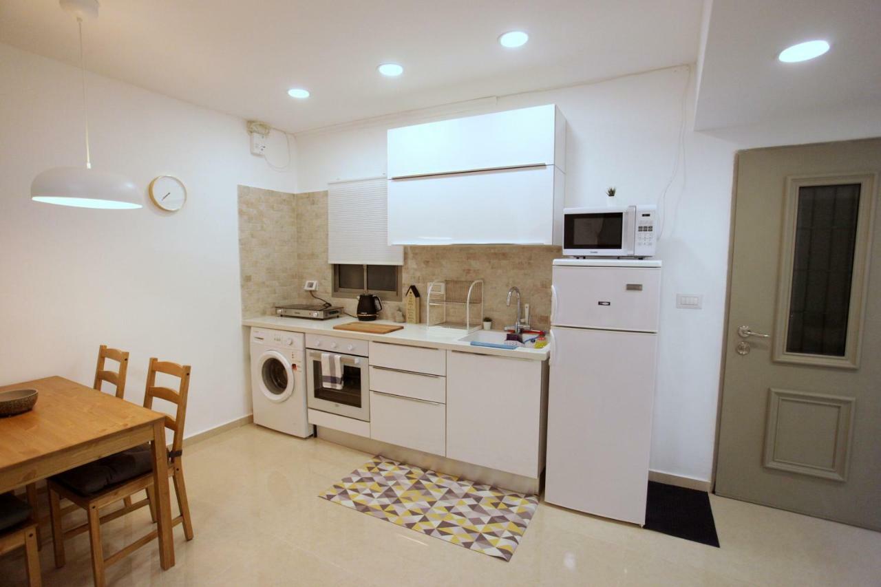 Modern Home In The Heart Of Nachlaot Jerusalén Exterior foto