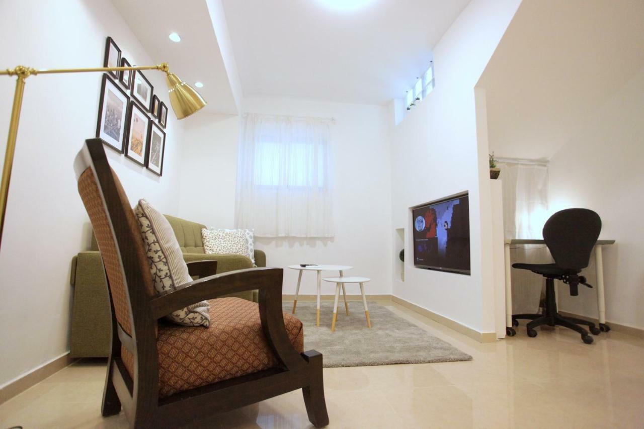 Modern Home In The Heart Of Nachlaot Jerusalén Exterior foto